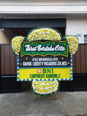 Papan Bunga Duka di Toapaya